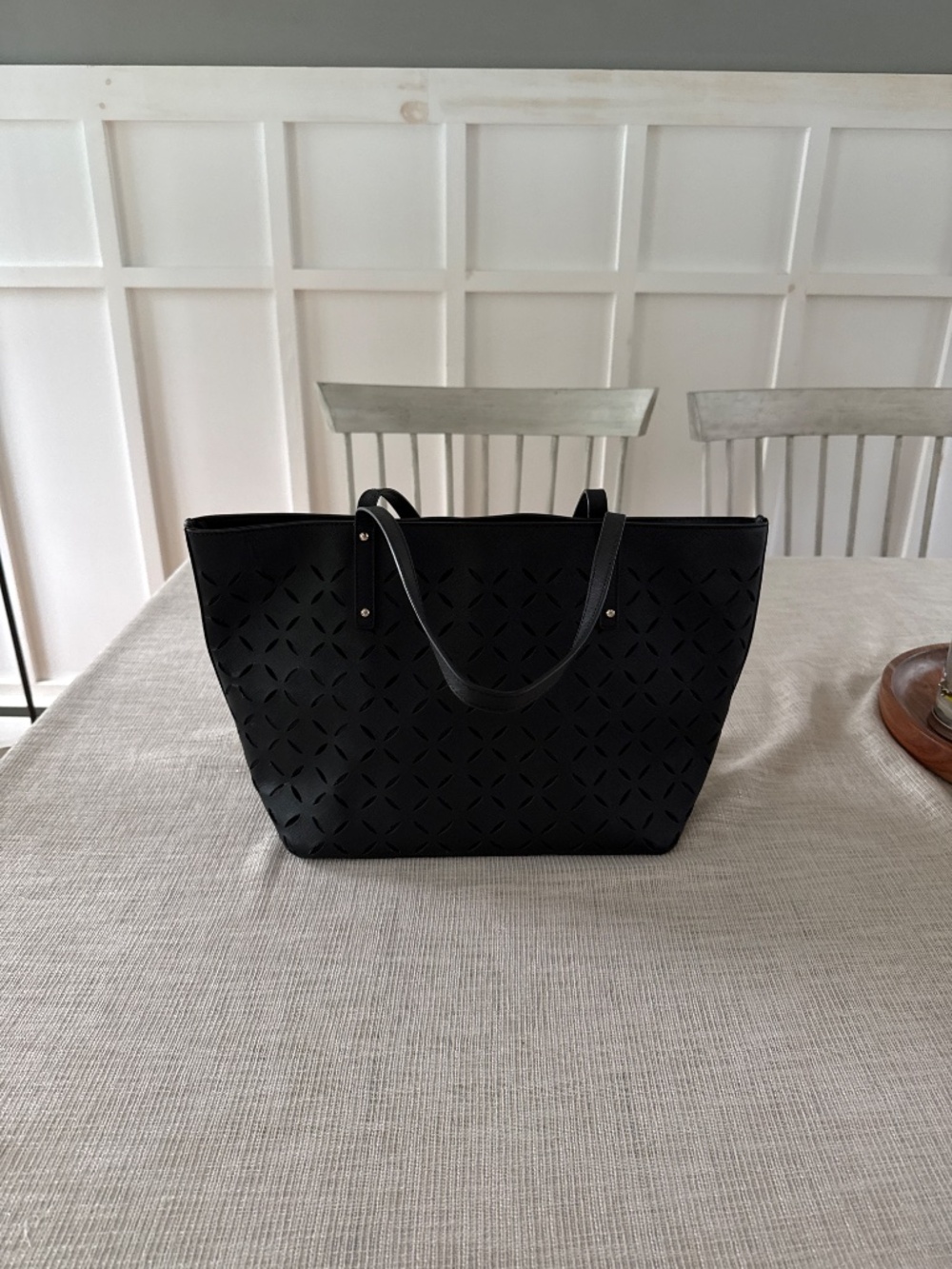 Kate spade tote - Picture 2 of 4